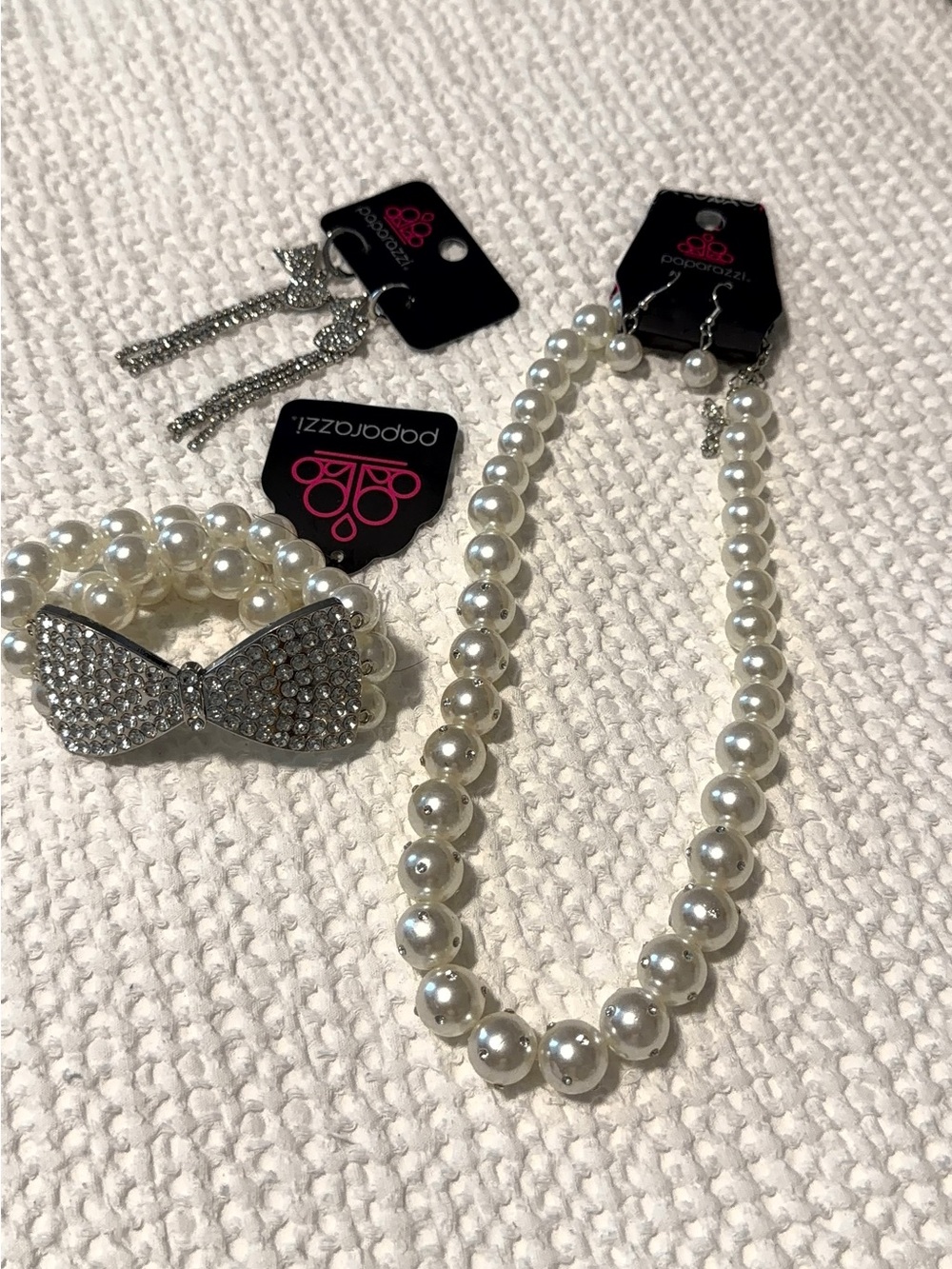 Paparazzi Pearl Necklace, Stretch Bracelet & Rhinestone Bow Earrings - White